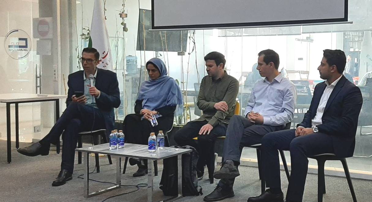 Elite Returnees Discuss Lost Human Capital in Tech Development Path